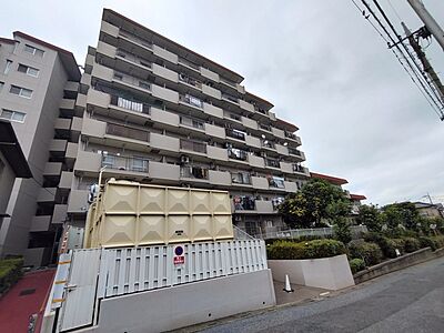 外観:通勤、通学がちょっとした運動にもなる、駅徒歩18分。 外観:通勤、通学がちょっとした運動にもなる、駅徒歩18分。