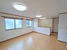 リビング/ダイニング：快適性とゆとりをデザインしたLDKは、広々した16帖。 