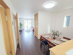 リビング/ダイニングの画像