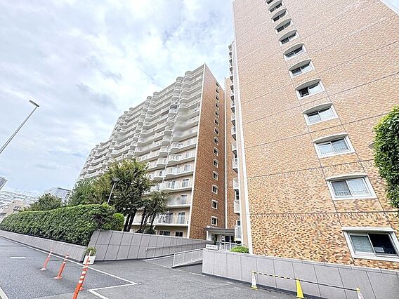 こちらのマンシ...