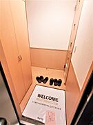 玄関から見たお部屋