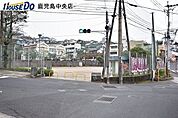 田上台公園【田上台公園】鹿児島市田上台2丁目にある公園です。中学生以下のソフトボールの練習や小学生以下のサッカーの練習ができます。 550m