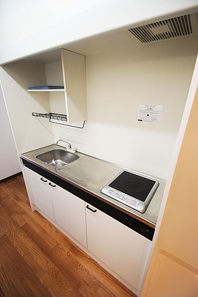 画像11:調理スペースの広いキッチンです。