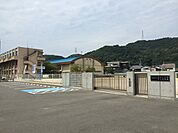 海南市立黒江小学校まで1364m