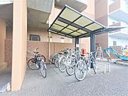 屋根付き駐輪場