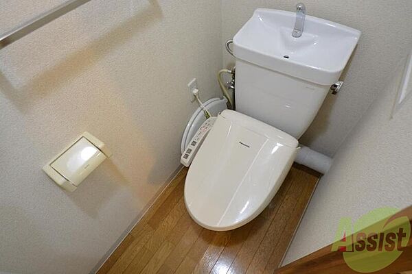 画像11:真っ白おトイレです