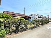 敷地南西側からの様子です。