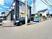 敷地内駐車場、近隣駐車場紹介可能
