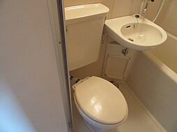 [トイレ] 清潔感のあるトイレ空間