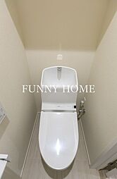 [トイレ] 清潔な温水洗浄便座♪