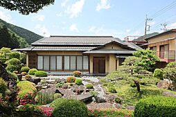 足立美術館の様な本格的日本庭園
