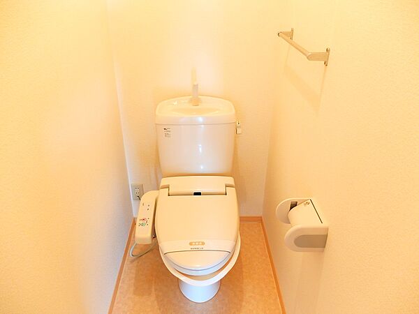 画像7:嬉しいウォシュレット付きのトイレです。