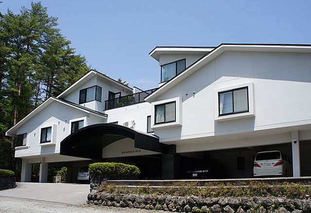 ホームズ 軽井沢センチュリーヴィラ 北佐久郡軽井沢町 しなの鉄道 中軽井沢駅 徒歩34分の中古マンション 物件番号