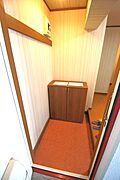 玄関から見たお部屋
