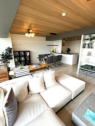 リビング/ダイ...