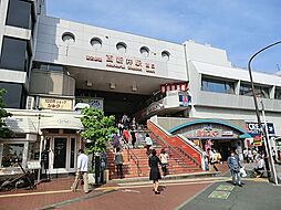 [周辺] 【西新井駅】急行停車駅。北千住まで急行電車で1駅です。