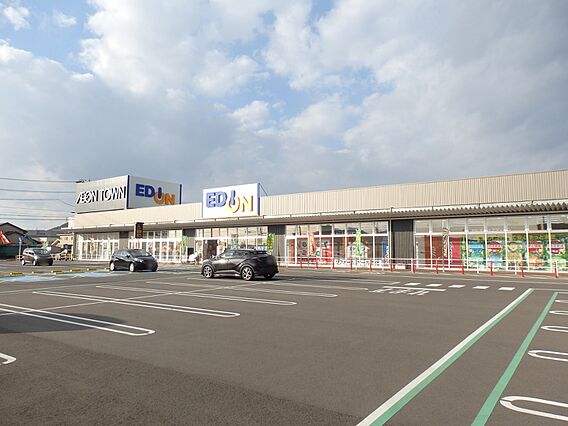 イオンタウン各...