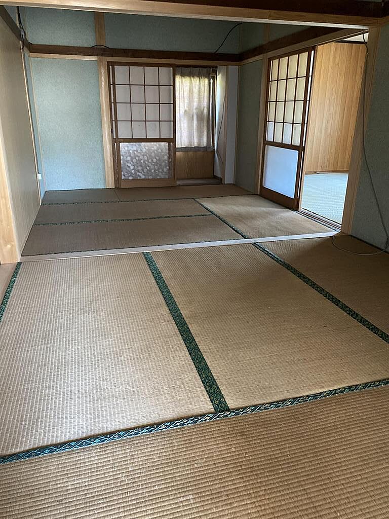 detached 大分県佐伯市鶴見大字地松浦591
