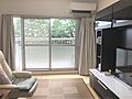 陽光降り注ぐリ...