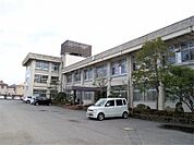 中央中学校　約1219ｍ