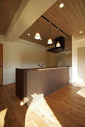 ・。カウンター...