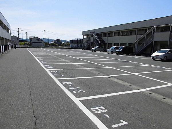 apartment 宮城県柴田郡柴田町大字船岡字東原前188
船岡の賃貸情報を見る
物件地図