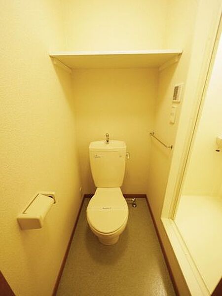 埼玉県鴻巣市小松 賃貸マンション 1階 トイレ