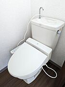 シャワートイレ付