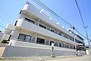 ＲＣ造３階建てオートロックマンション