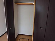 クローゼット完備で収納が楽々