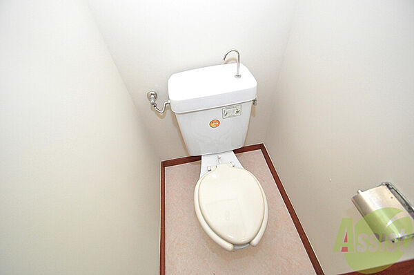 画像7:清潔感のある爽やかなトイレ。誰もがリラックスできる空間です。