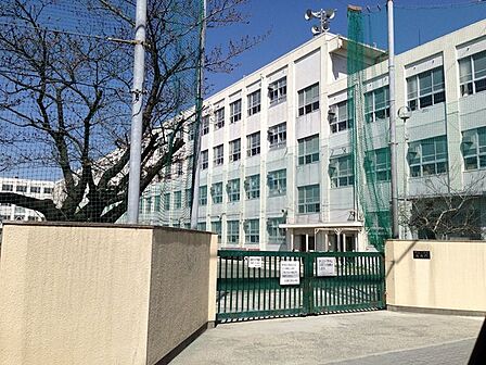 名古屋市立野並小学校まで469m
