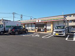 [周辺] セブン-イレブン 狭山富士見東店ATM  お酒  たばこ  揚げ物惣菜  セブンカフェ  セブンミール  マルチコピー機  セブンスポット（無料WiFi）があります。（666m）