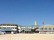 徳島市立国府中学校 1119m