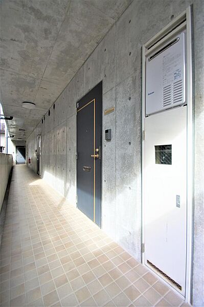 画像25:共用廊下