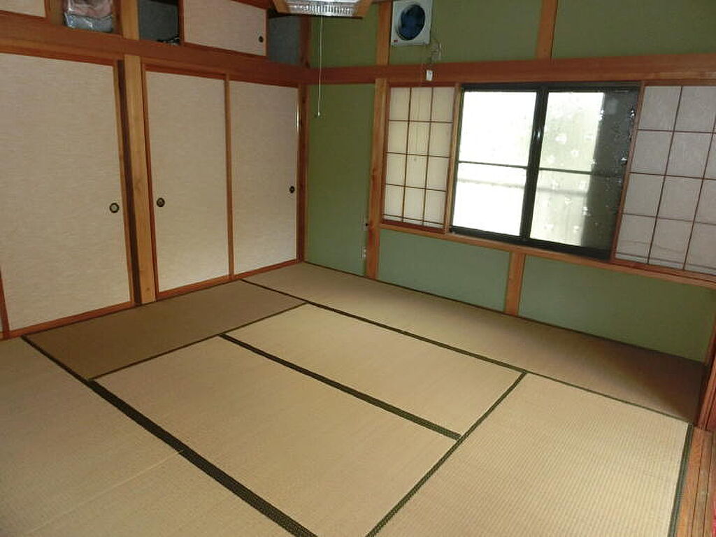 detached 新潟県佐渡市加茂歌代