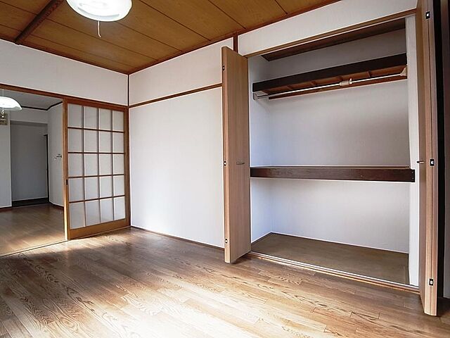 寝室
