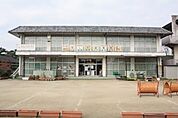 岸和田市立岸城幼稚園まで830m