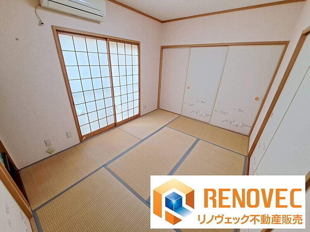 【1階　和室】◆すぐに横になれる和室は、みんながほっと一息つける空間です！◆日本人ですねぇ♪◆リビングに面した和室は重宝します！