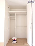 [クリーニング前の画像となります]（現況優先）