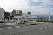 西条市民病院 ・内科　・外科　・整形外科・リハビリテーション科　・専門外来 650m