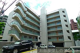 愛知県名古屋市昭和区滝子町（賃貸マンション2LDK・1階・52.80㎡） その1