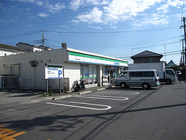画像17:ファミリーマート横須賀長坂店804m