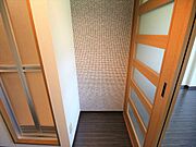 冷蔵庫置き場