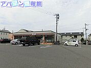 セブンイレブン新潟女池西店 670m