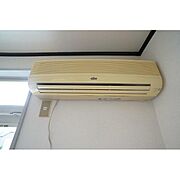 ※参考までに別のお部屋の写真を添付しております