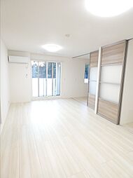 クレストヒルズ　A棟 201 2階1LDKのリビング/ダイニング