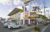 ディオ岡山西店 801m