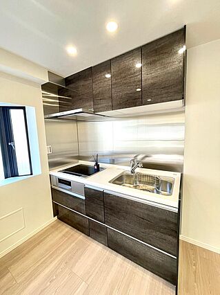 木目調で落ち着...