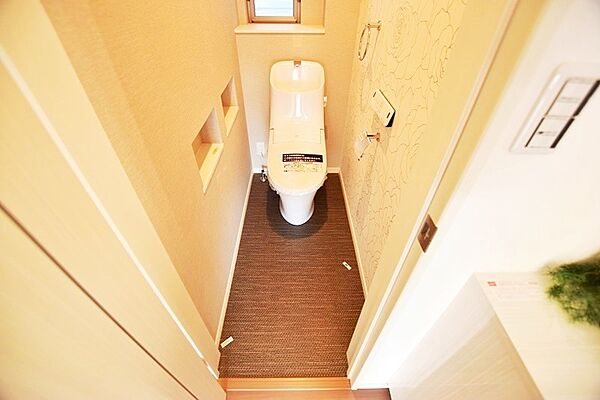 トイレを拡大表示